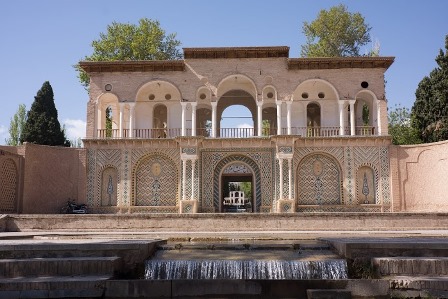 Shazdeh Garden 